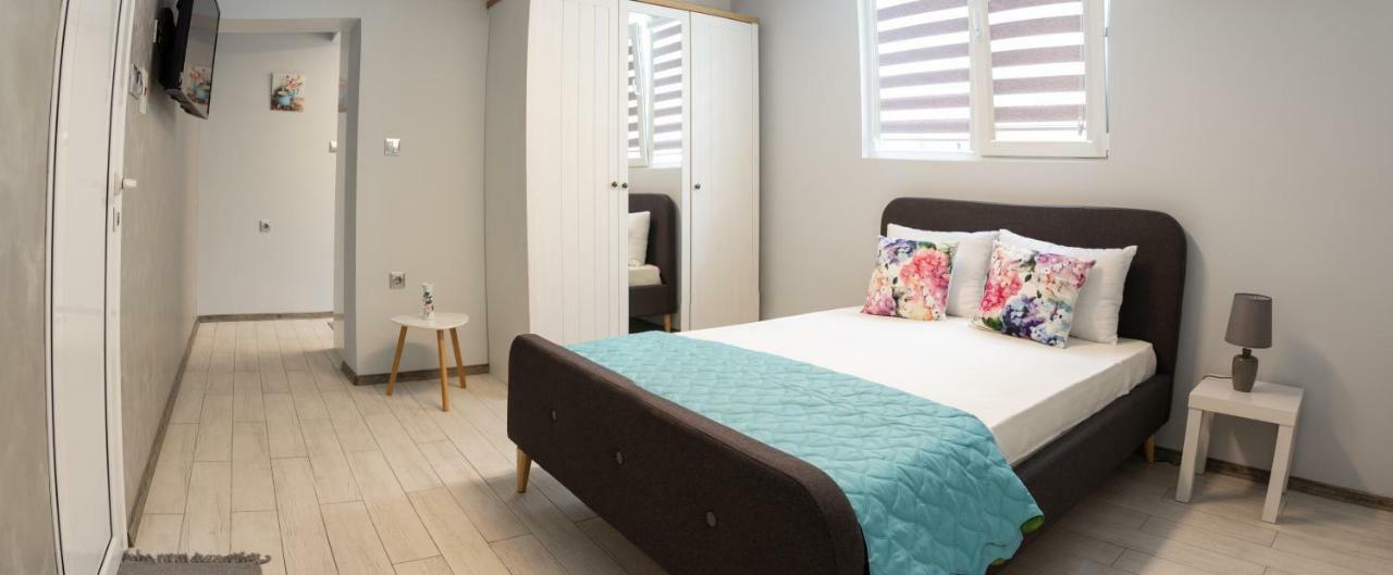 Apartment Morska Street Burgas City Eksteriør billede
